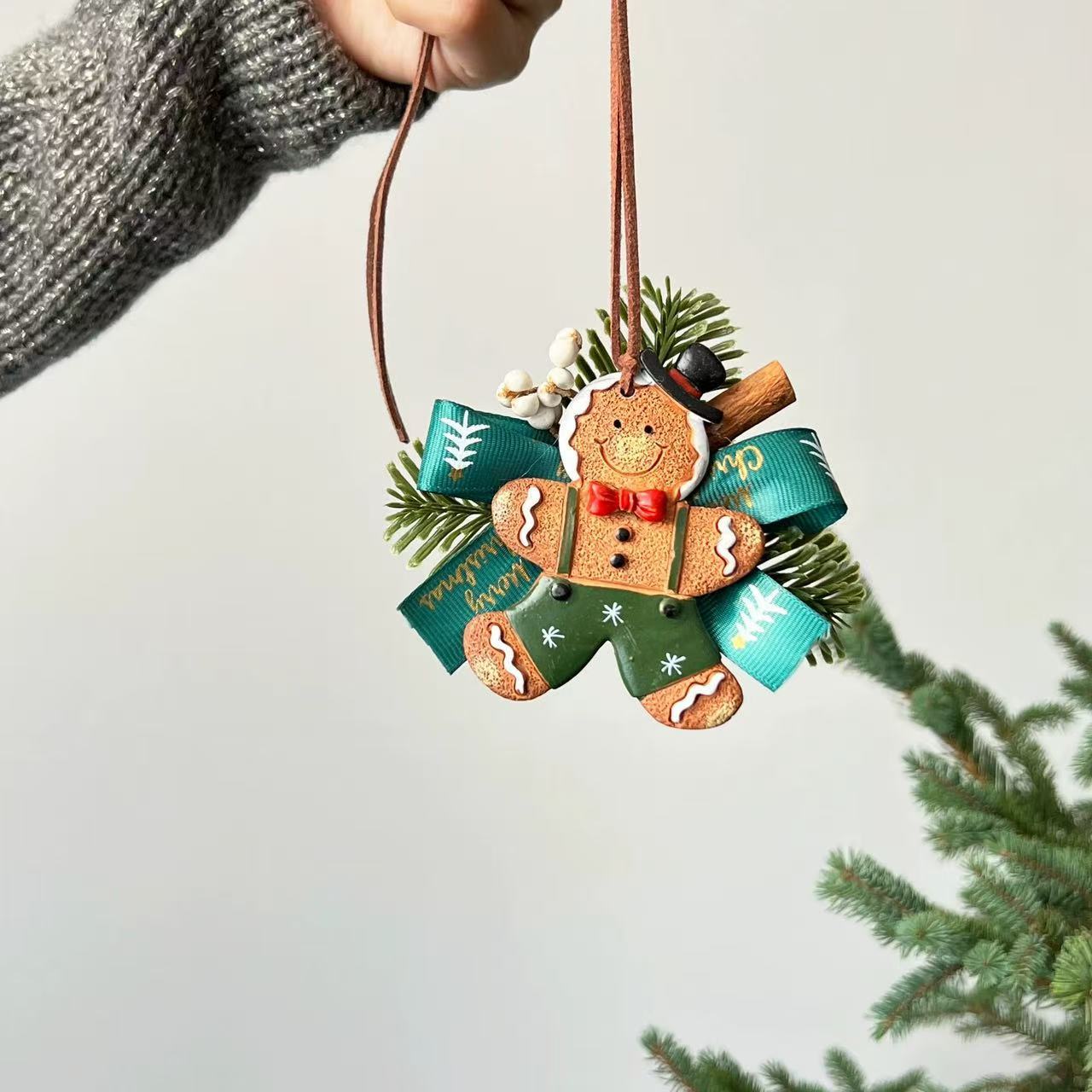 Christmas Tree Gingerbread Man Decor Holiday gifts Bag Charm Keychain