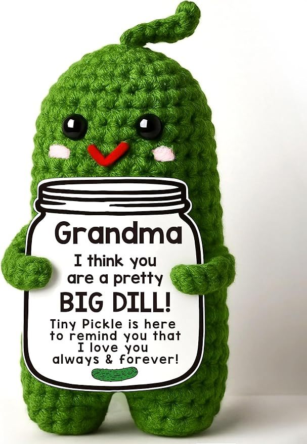 Apripex Gift - Funny Crochet Pickle Plush with Heart Card, Cute Handmade Present, Unique Stocking Stuffer for Mama, Best Mom Ever