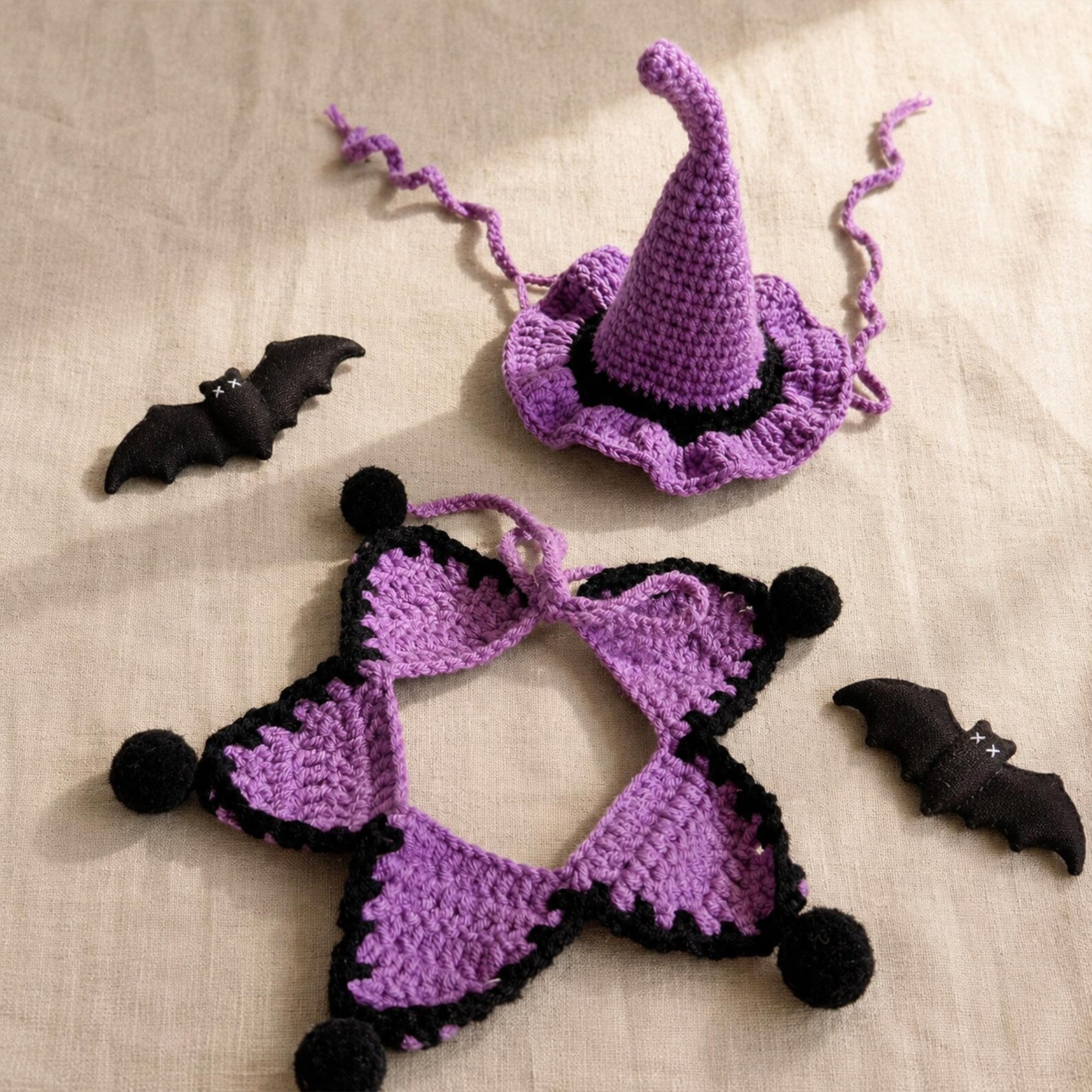 Crochet Halloween Pet Costume Hat and Collar Set, Handmade Witch Hat and Star Cape for Cats and Small Dogs, Cute Halloween Cat Costume, Gift for Dog Lovers & Pet Lovers