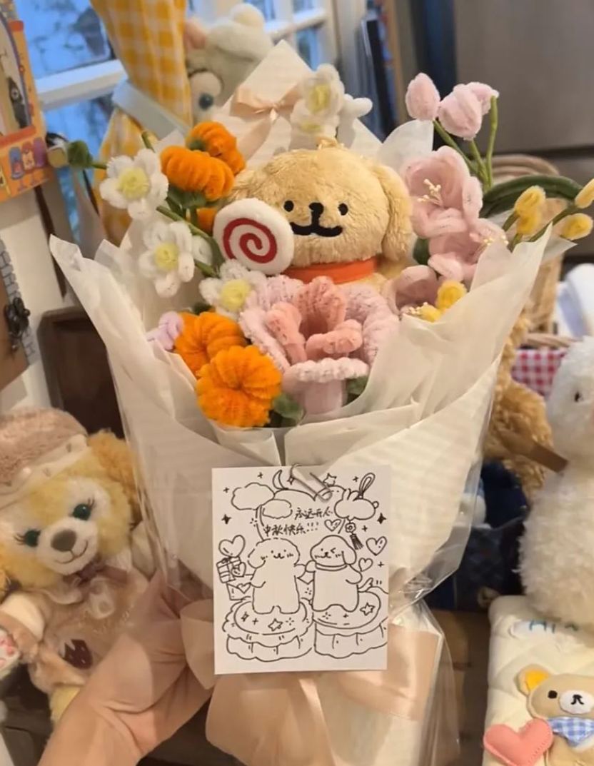 Custom Plush Flower Bouquet DIY Kit Build Your Own Stuffed Animal Arrangement Adorable Handmade Gift In-store plush toys