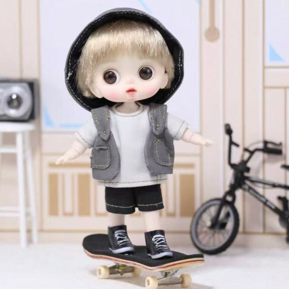 Multi-joint movable fashion simulation doll toy can be changed into a variety of custom posture styles toy gifts