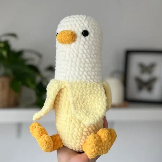 Crochet Banana Duck Personalized Stuffed Animal Toy Handmade for Home Decoration Cute Knitted Animals Gifts