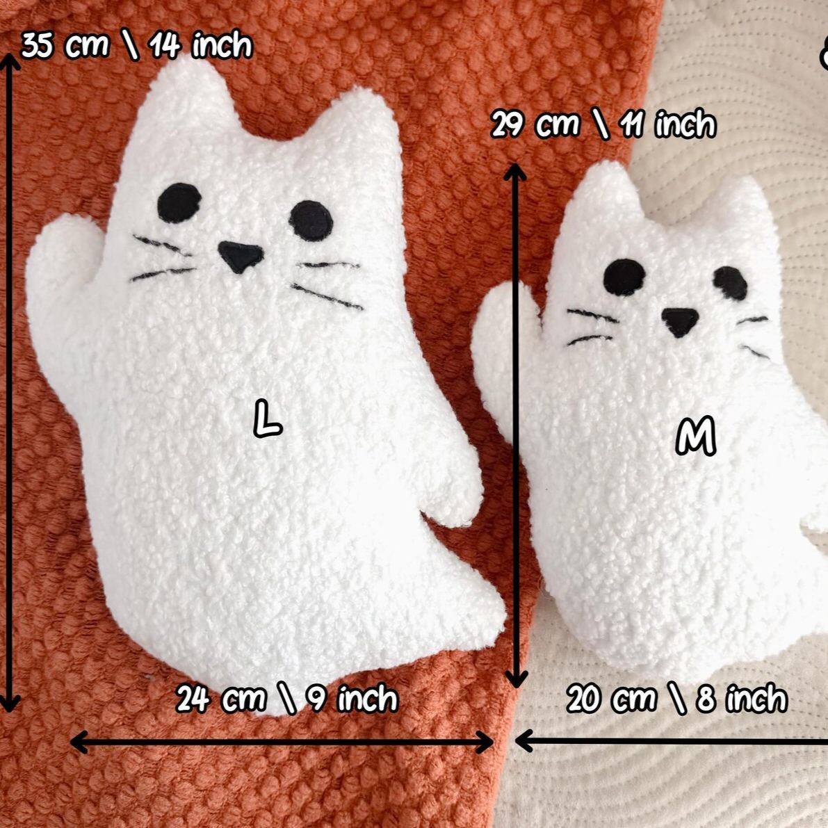 Halloween Throw Pillow, Cute Spooky Ghost Pillow Plush, Halloween Decor Accent Pillows for Couch Sofa Bed, Soft Boucle Plushie Halloween Gifts, Spooky Season Room Decor