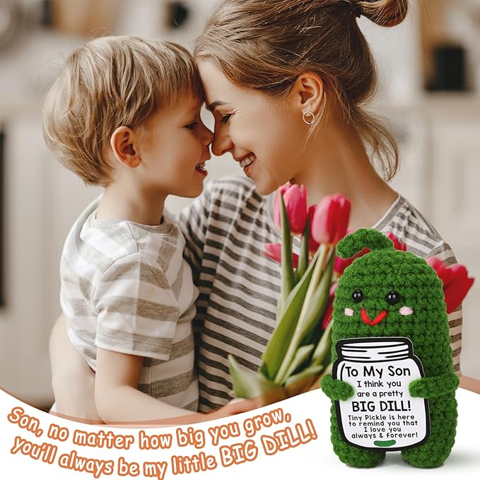 Apripex Gift  - Funny Crochet Pickle Plush with Heart Card, Cute Handmade Present, Unique Stocking Stuffer for Mama, Best Mom Ever