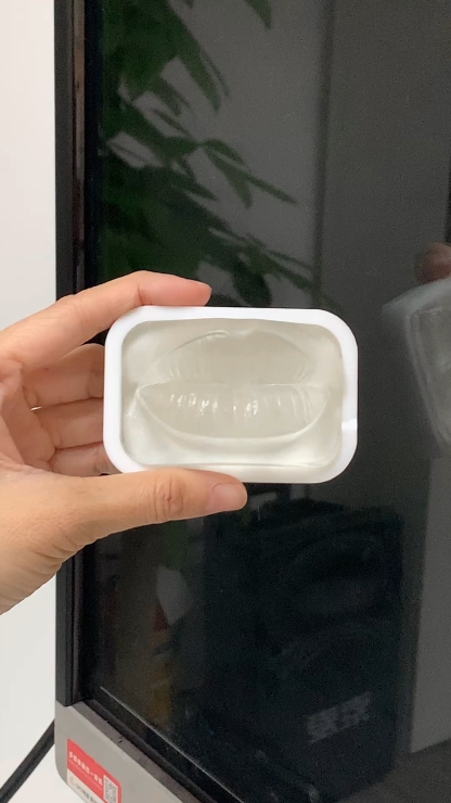 Transparent Lip Model for Filler & Injection Practice