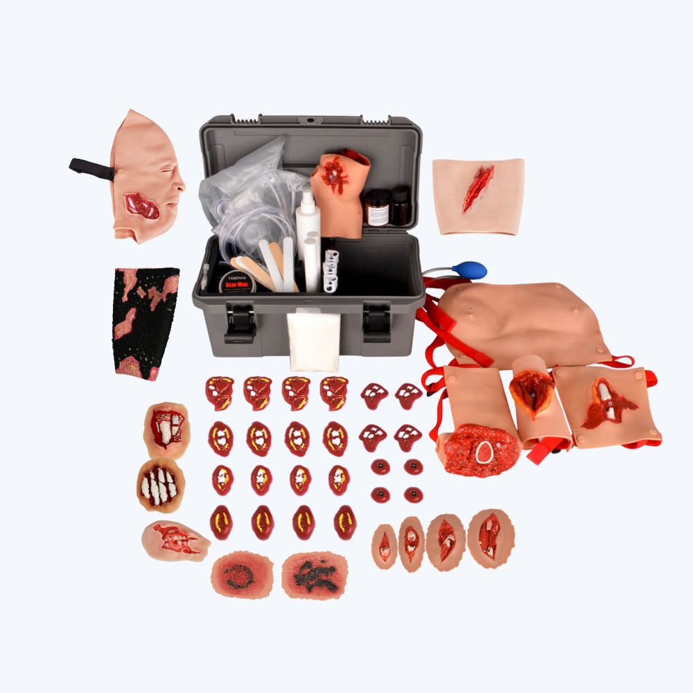 {"default":"moulage and wound simulation"}
