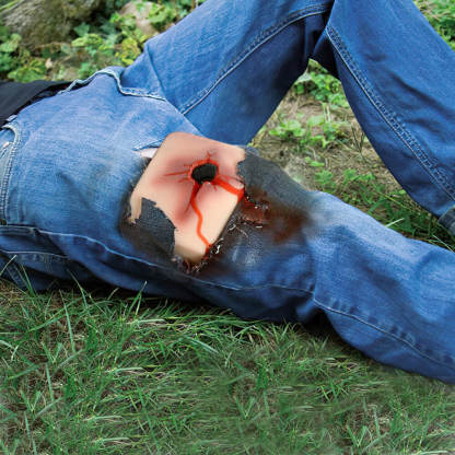 Wearable Gunshot Wound Packing Task Training Kit