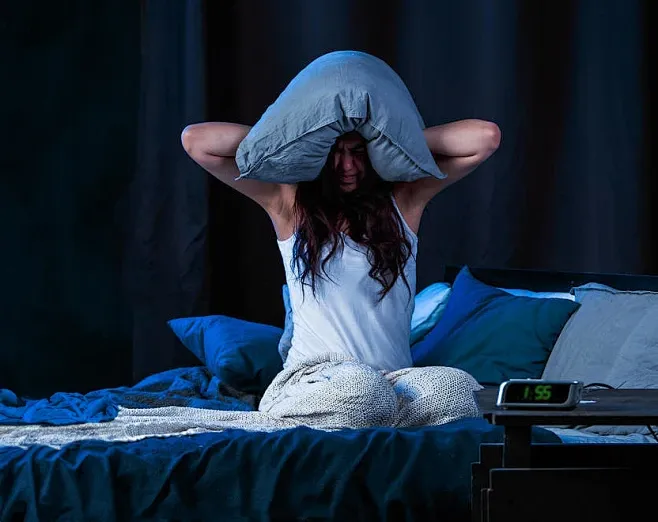 失眠多梦睡不好觉噪音