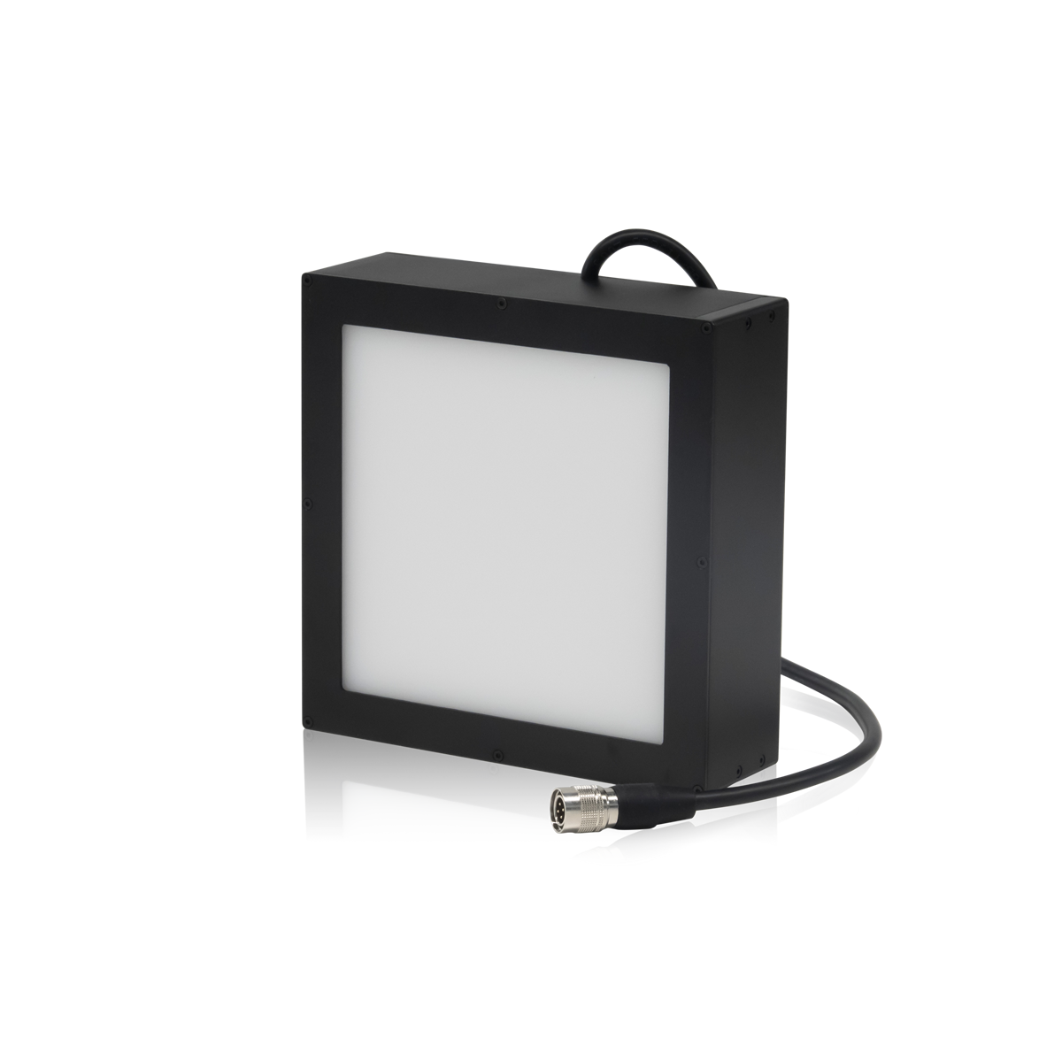 Daylight-like Light Source