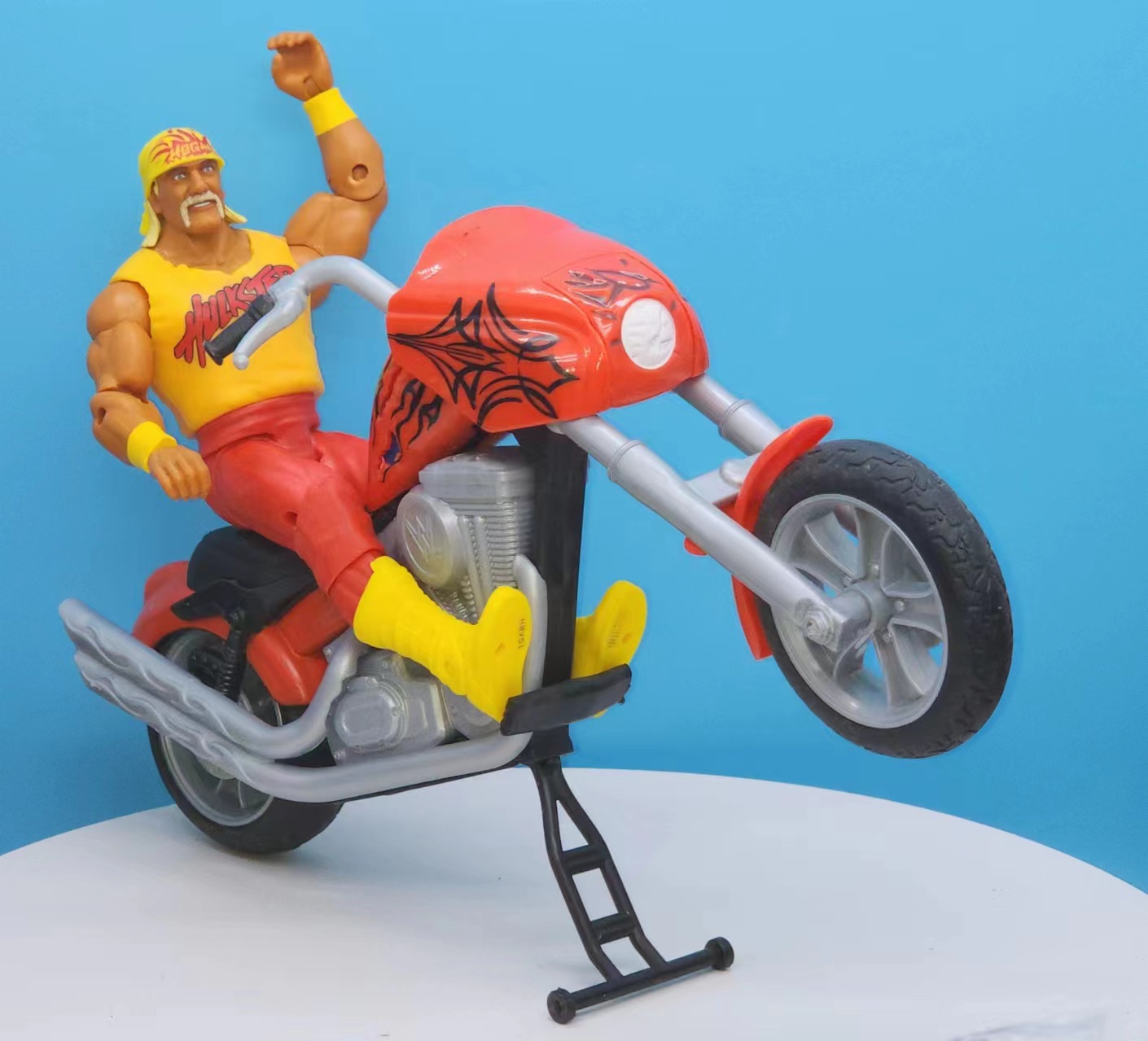 WWE Mattel Wrekkin Hulk Hogan with Bike
