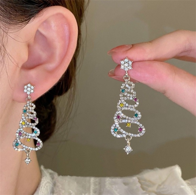 🔥Christmas Pre-sale🎁Sparkling Christmas Tree Earrings - Silver🎄