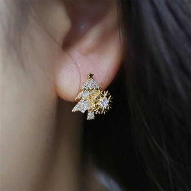 🔥Christmas Pre-sale🎁Spinning Snowflakes Christmas Tree Earrings -Gold🎄