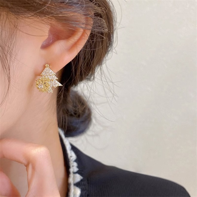 🔥Christmas Pre-sale🎁Spinning Snowflakes Christmas Tree Earrings -Gold🎄