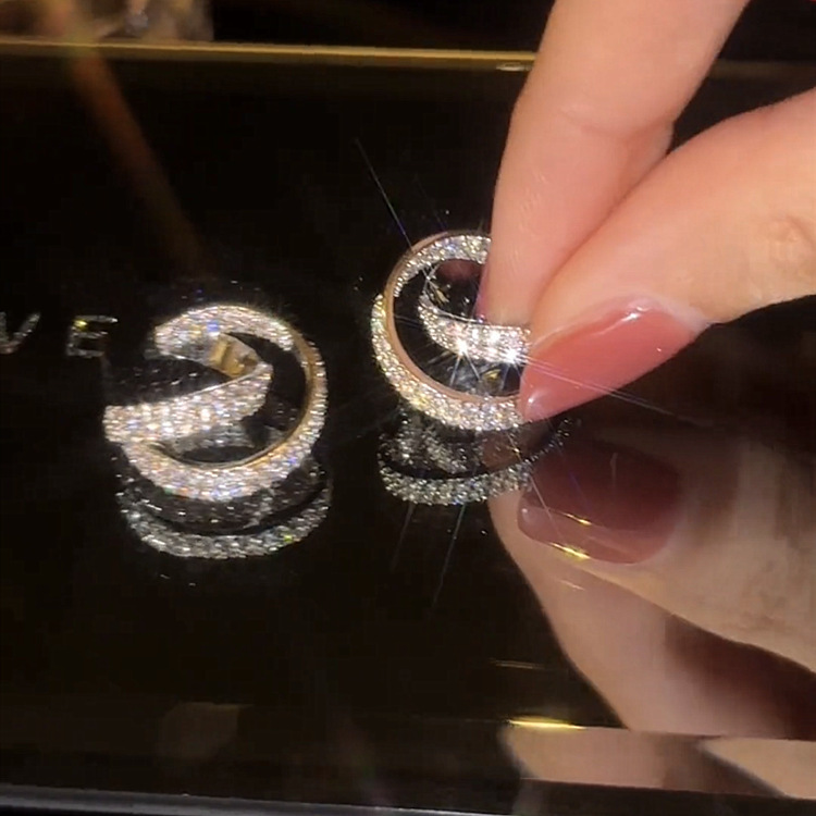 🌸2024 Spring Hot Sale✨Italian Style Zircon Hoop Earrings