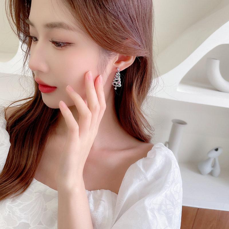  Shiny Diamond Tassel Christmas Tree Earrings