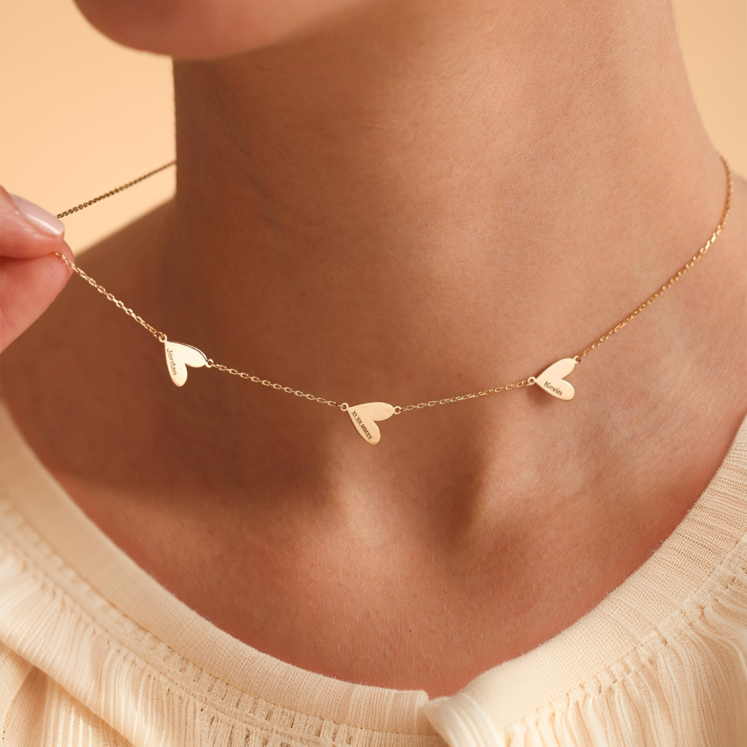 Minimalist Personalized Heart Name Necklace