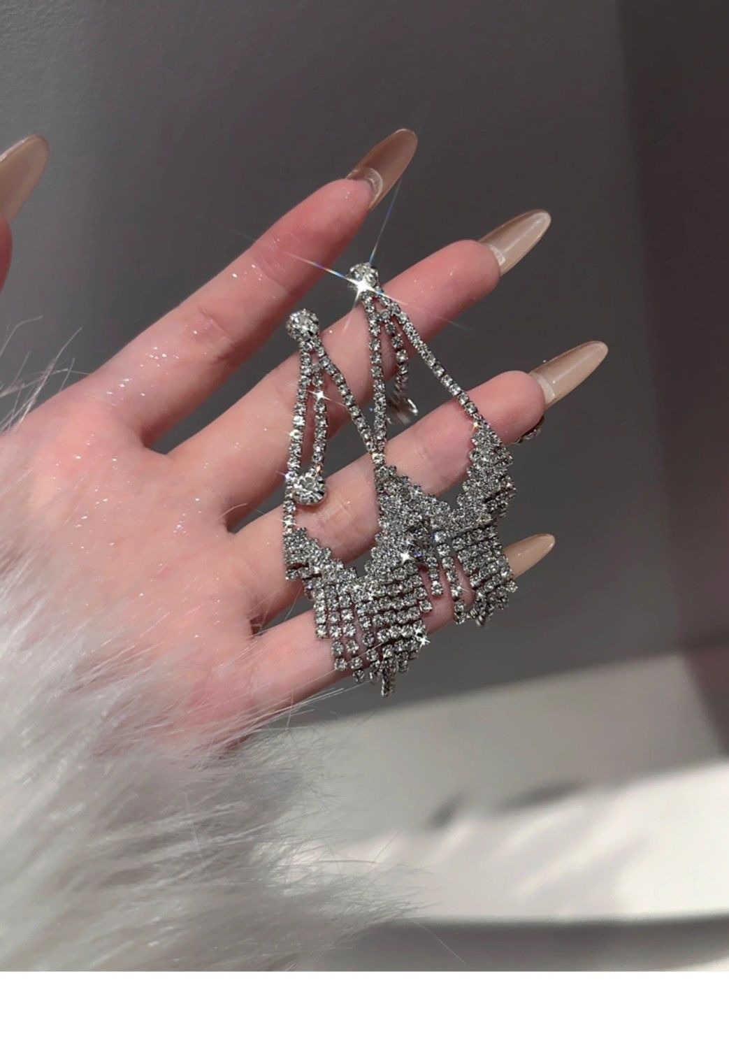 Rhombic Twinkle Earrings