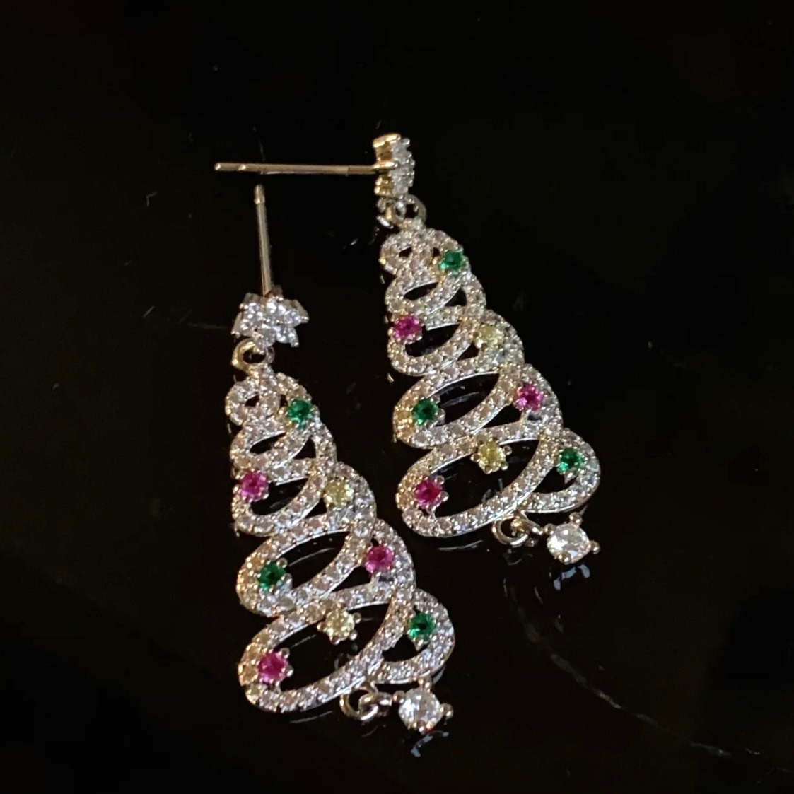 🎄Christmas Hot Sale✨Shiny Christmas Tree Earrings