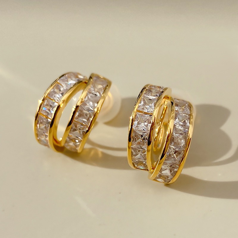 🎉49% OFF for New Year🎁Simple C-shaped Diamond Earrings