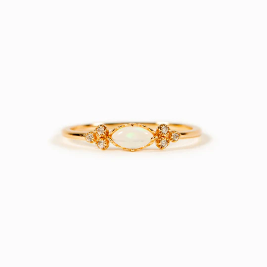THE PUREST LOVE MATCHING OVAL CUT OPAL RING