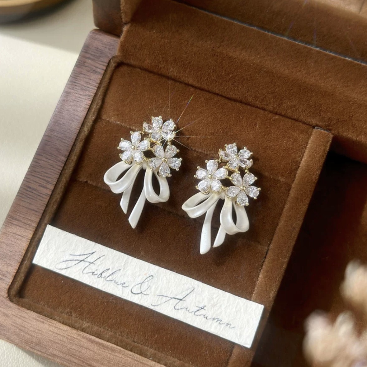 💐Elegant Blossom Bow Earrings