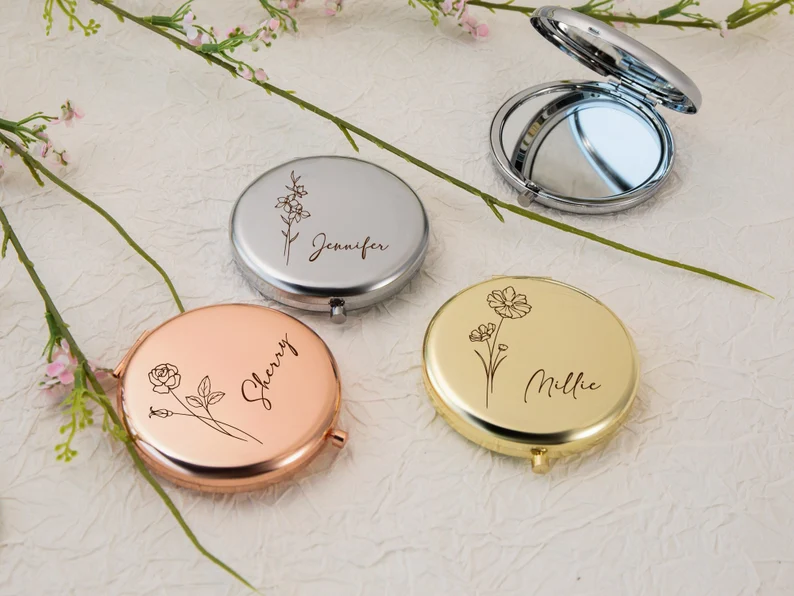 Personalized Compact Mirror