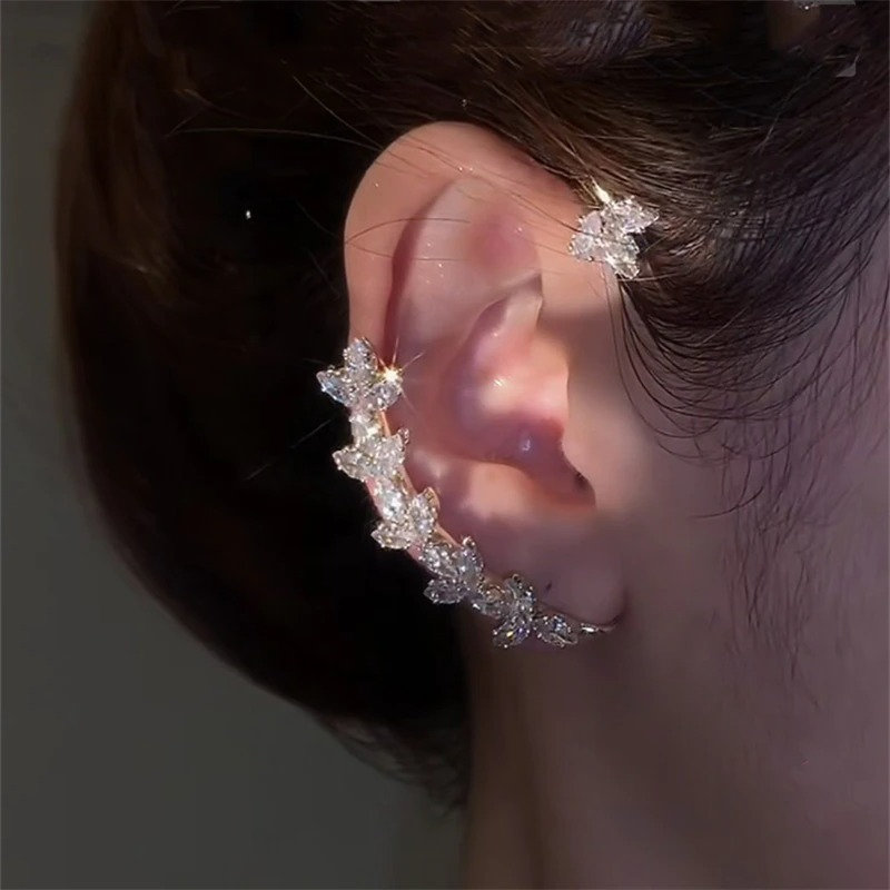 ✨Sparkling Leaf Clip-On Earrings