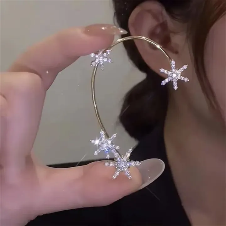 🎄CHRISTMAS HOT SALE✨Sparkling Snowflake Zircon Earrings