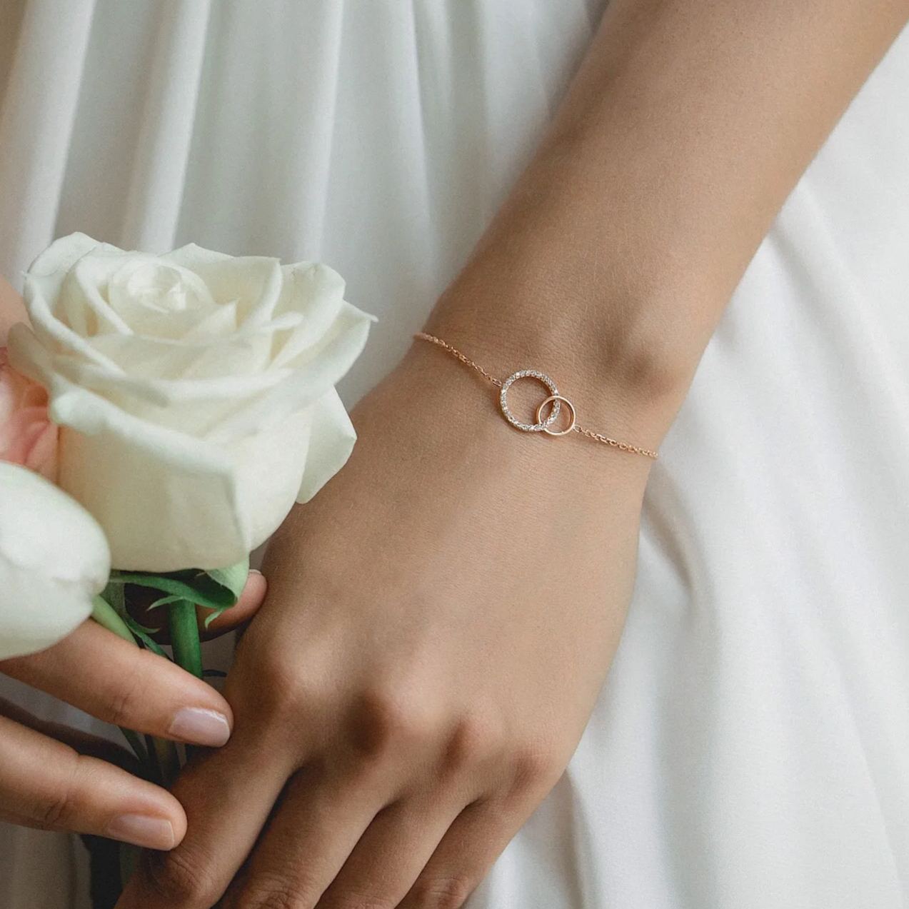 Mother & Daughter Linked Together Interlocking Circle Bracelet