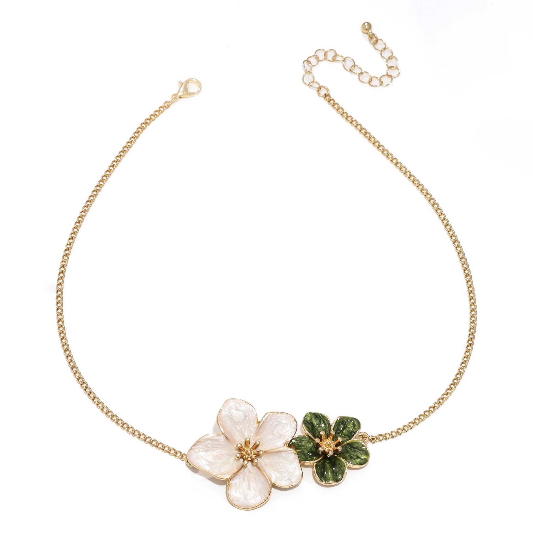 🌸Exquisite Floral Pendant Necklace