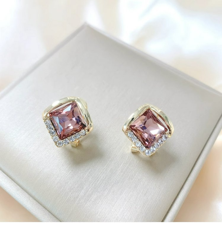 “Soft Radiance” Crystal Stud Earrings