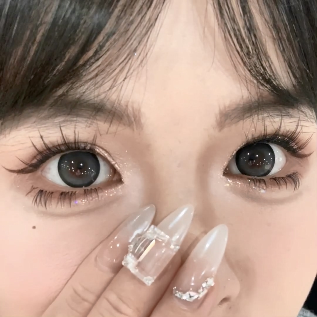 Smoky Grey Yearly Contact Lenses