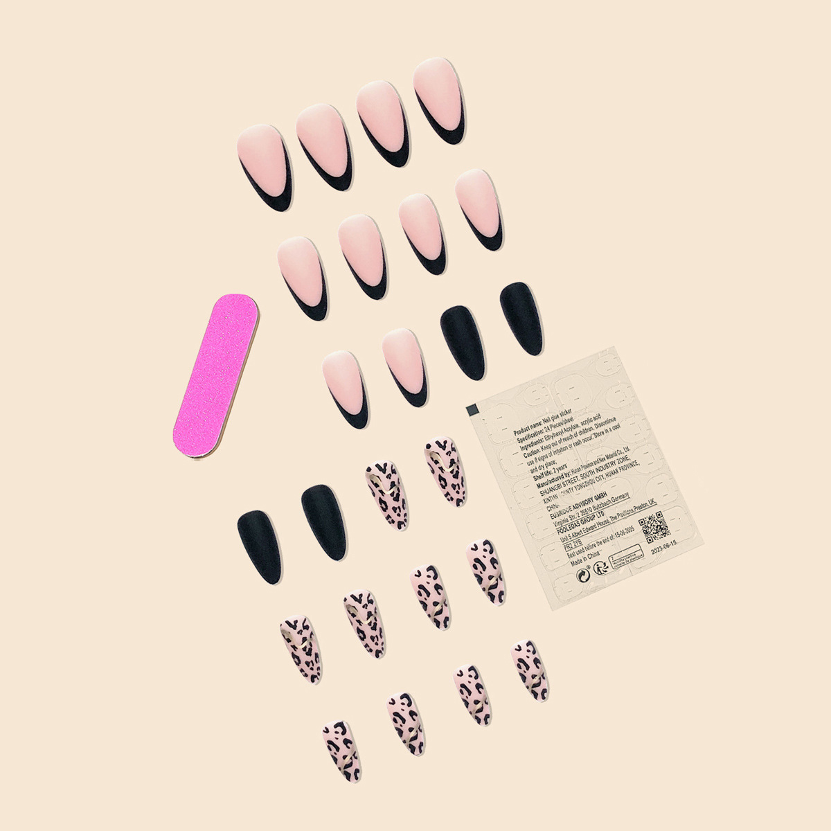 Gilded Leopard Black Nails