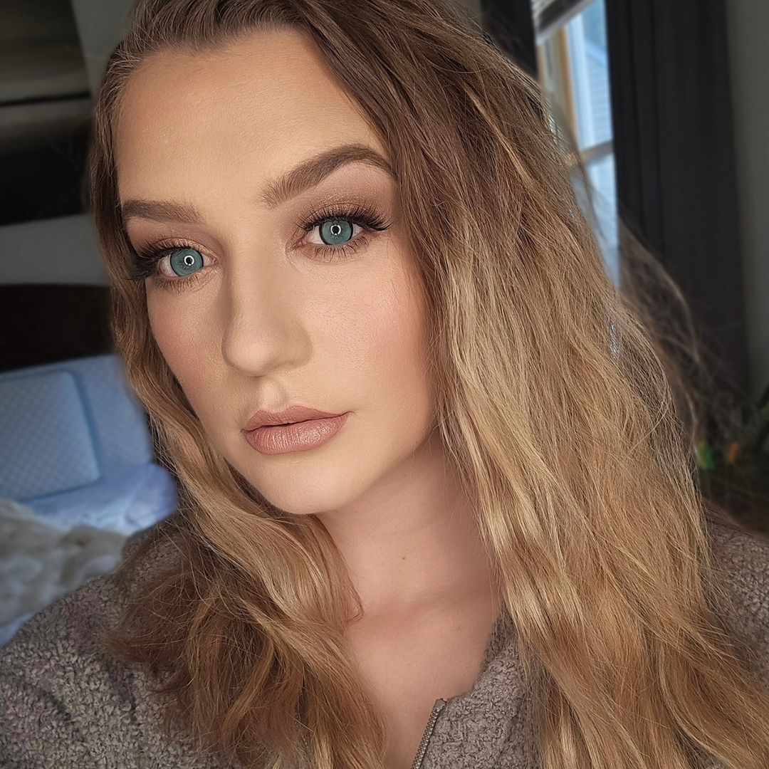 Magic Coral Green Yearly Contact Lenses