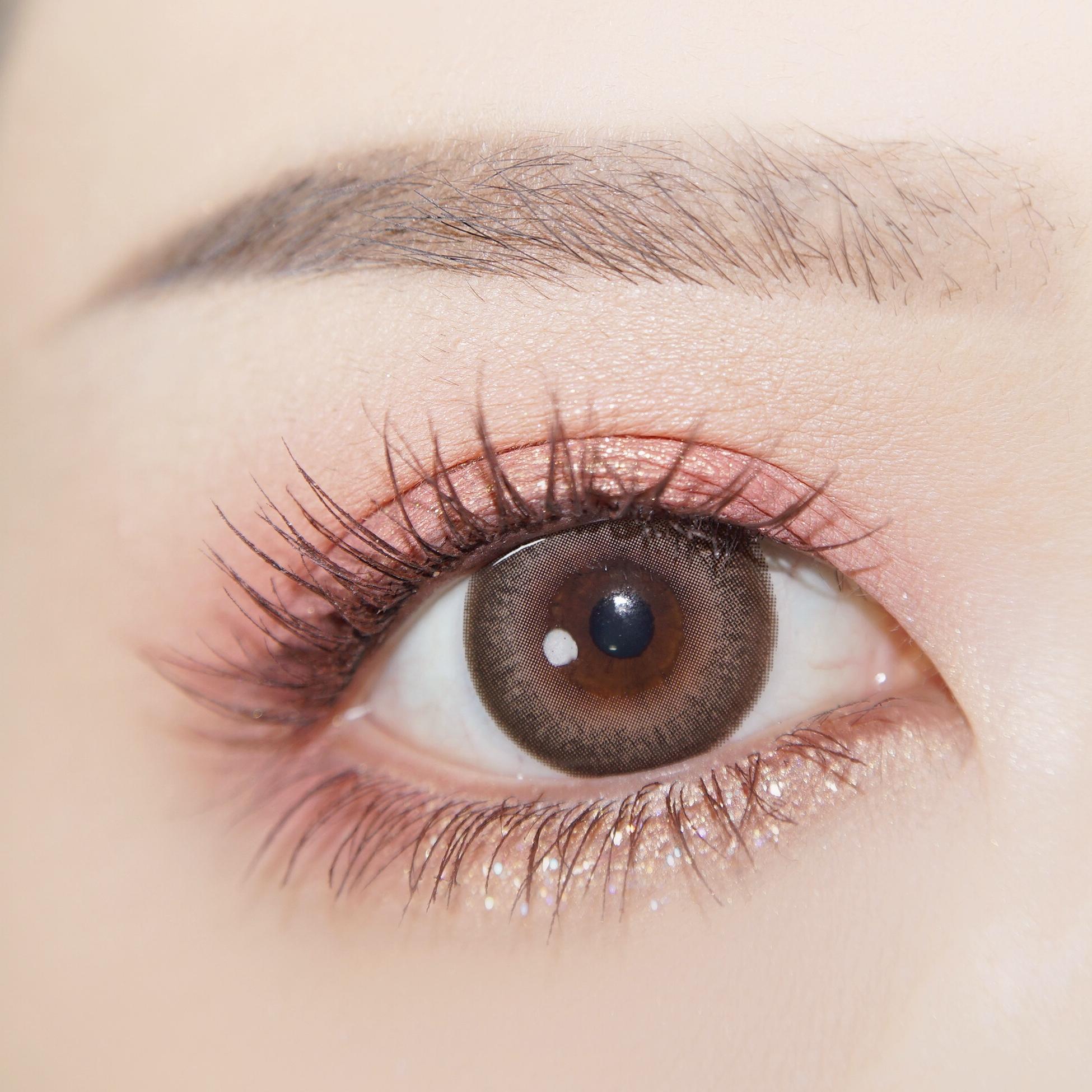 Gingerbread Brown Yearly Contact Lenses