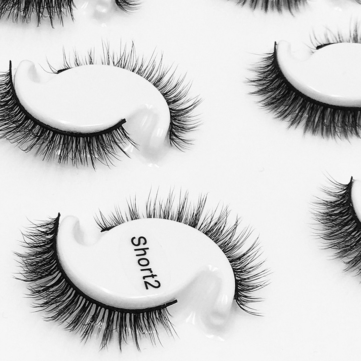 Bad Girl 12 Pairs Natural Lashes