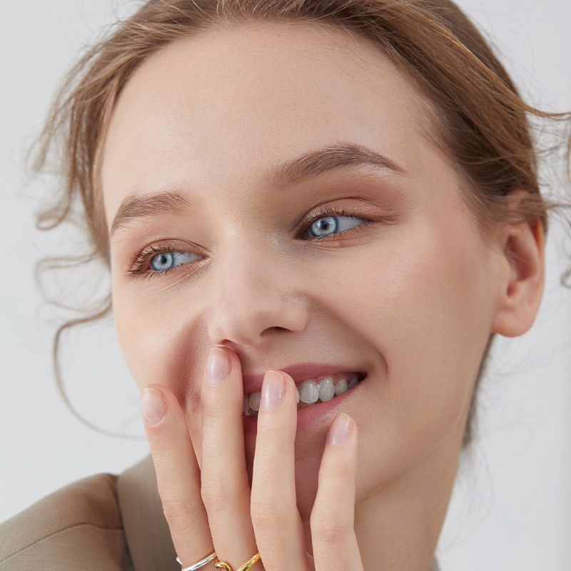 Zephyr Blue Yearly Contact Lenses