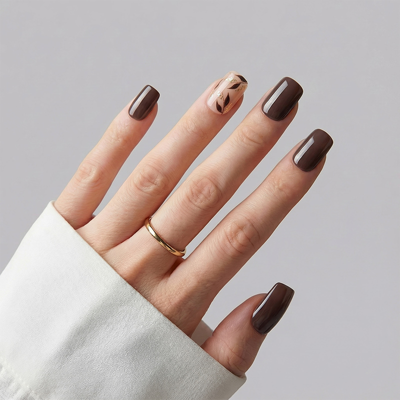 Leaf Pure Brown Nails