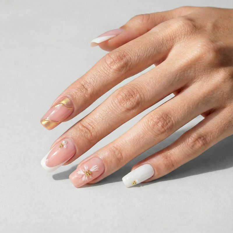 Noble Floral Pink Nails