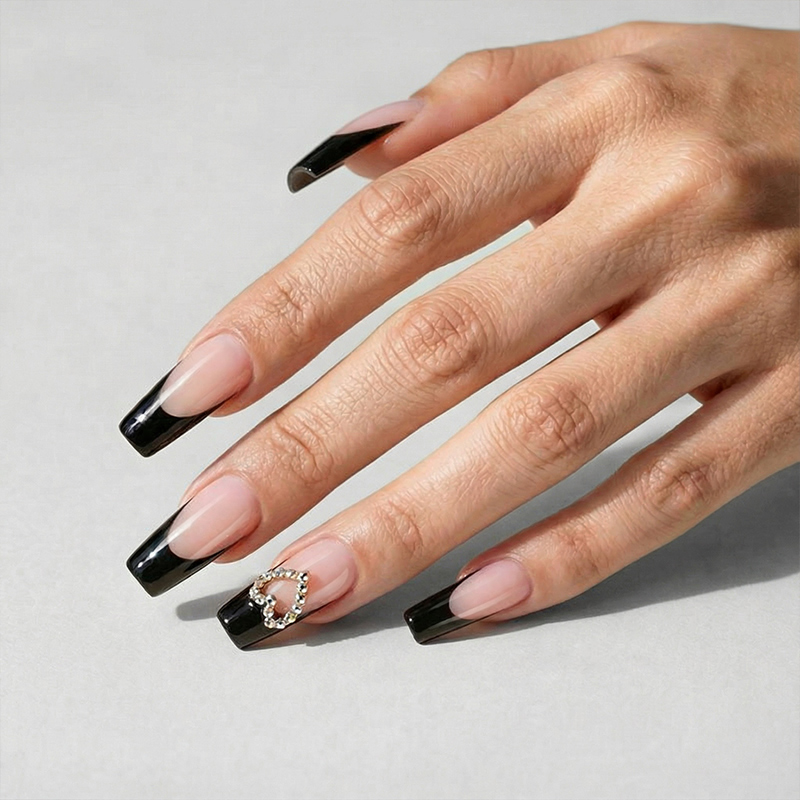 Ebony Glitz Black Nails