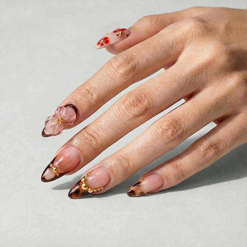 Caramel Dreams Brown Nails