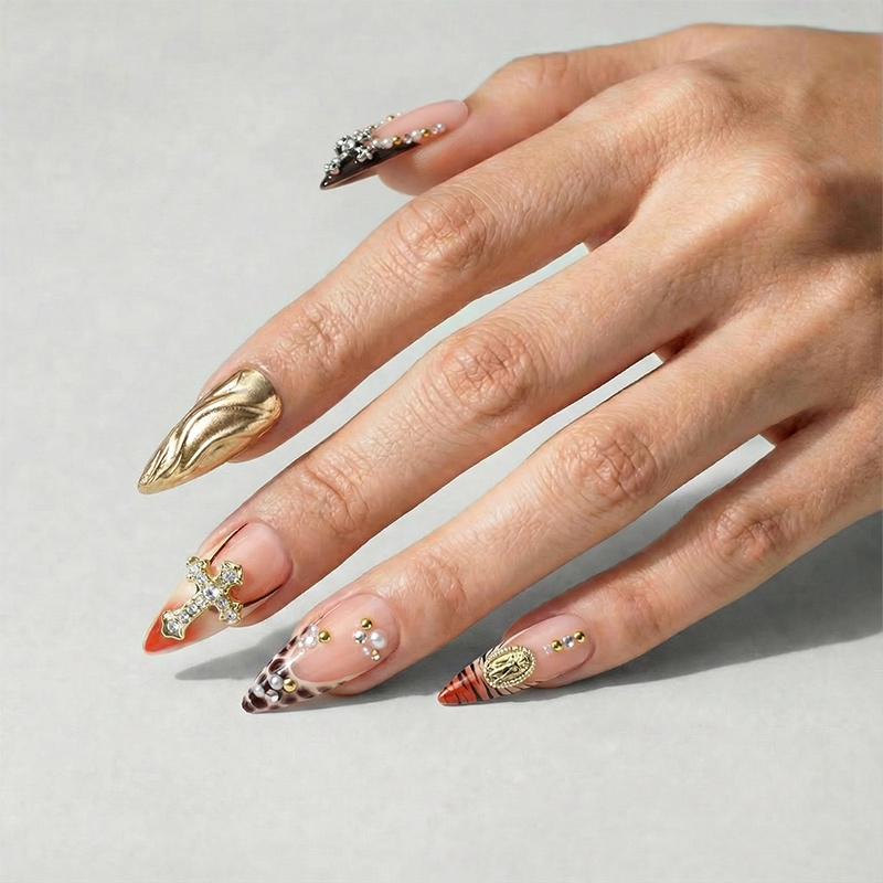 Wild Glamour Multicolor Nails