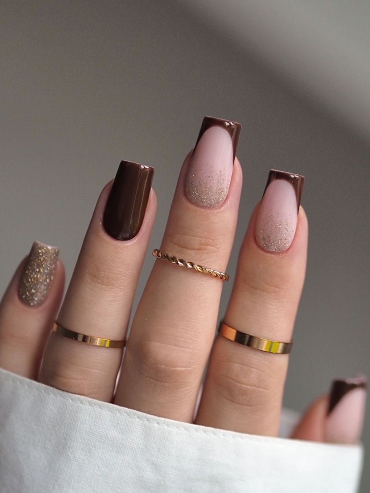 Cocoa Twinkle Brown Nails