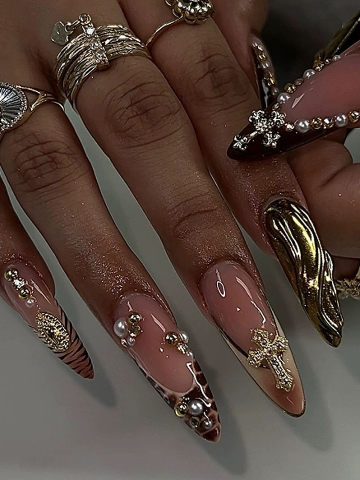 Wild Glamour Multicolor Nails