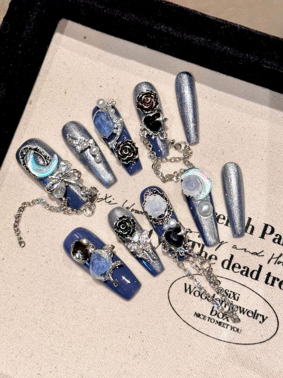 Gothic Rose Blue Nails