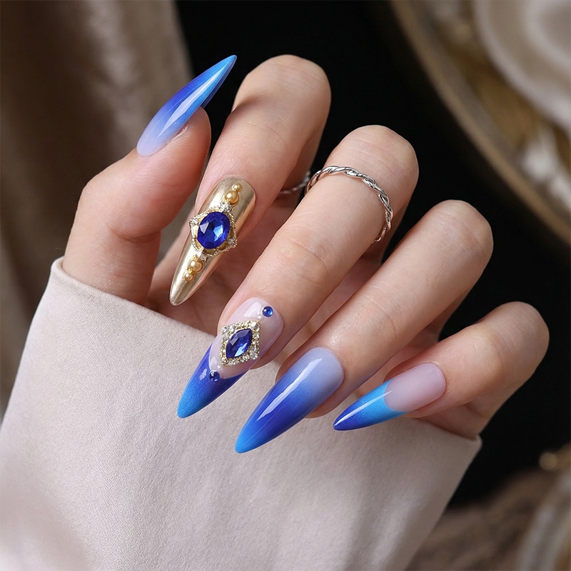 Ocean Waves Blue Nails