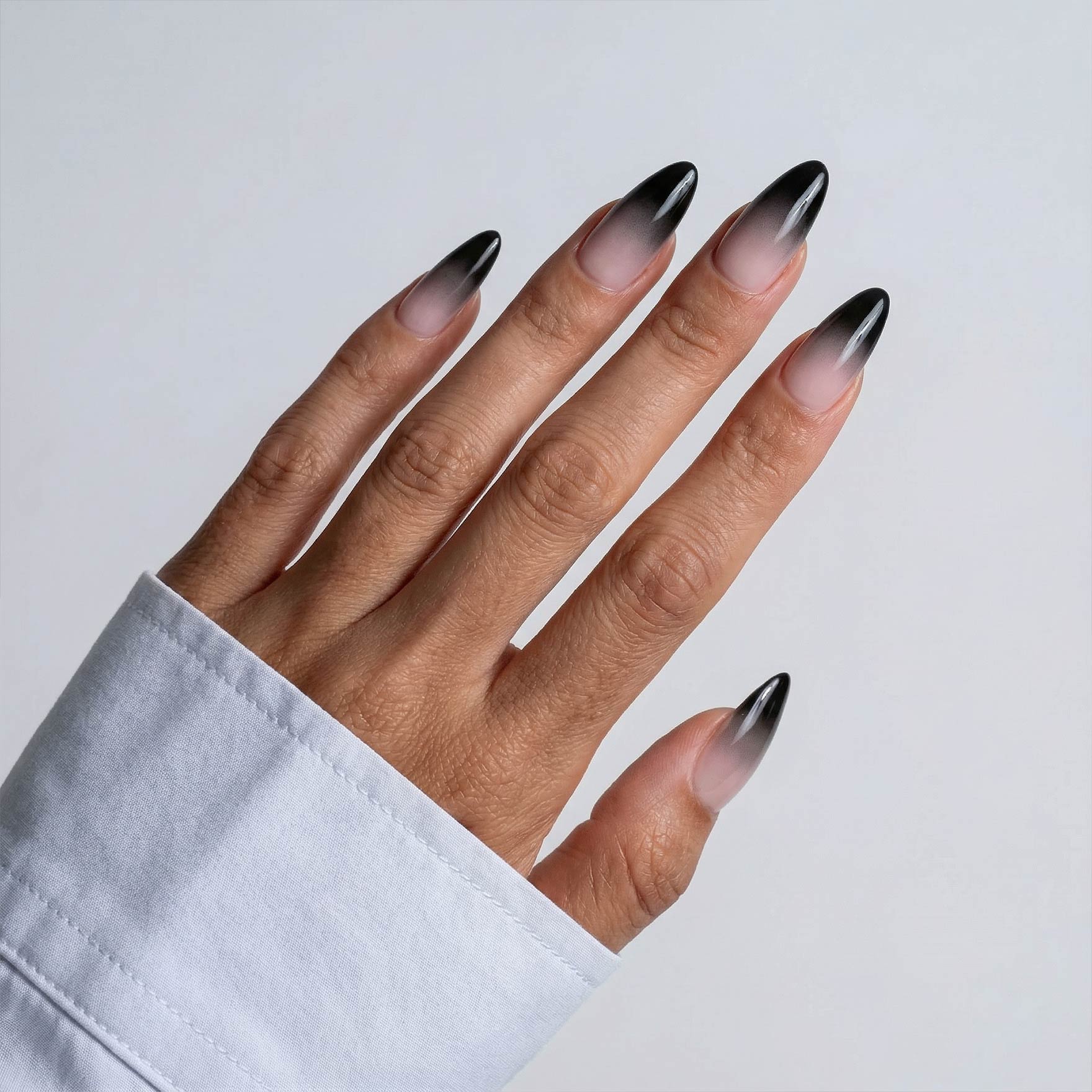 Gradient Black Nails