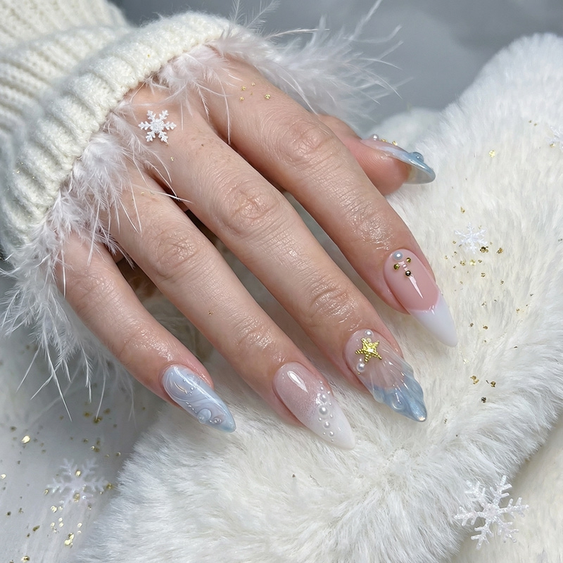 Shell Treasure Blue Nails