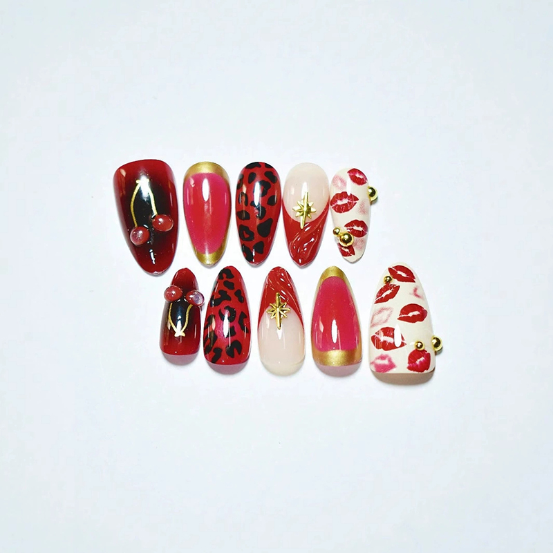 Passion KisPink Nails