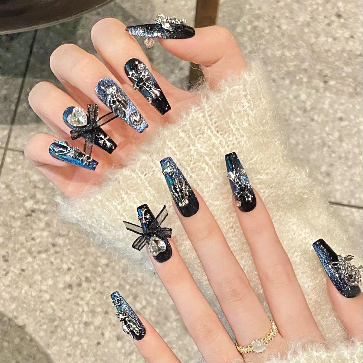 Punk Queen Black Nails